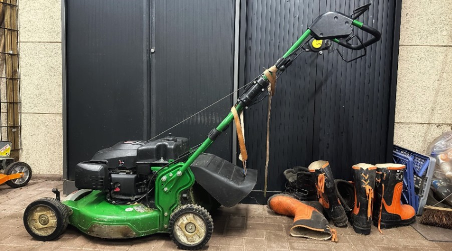 Spullen om te delen en lenen zoals een grasmaaier